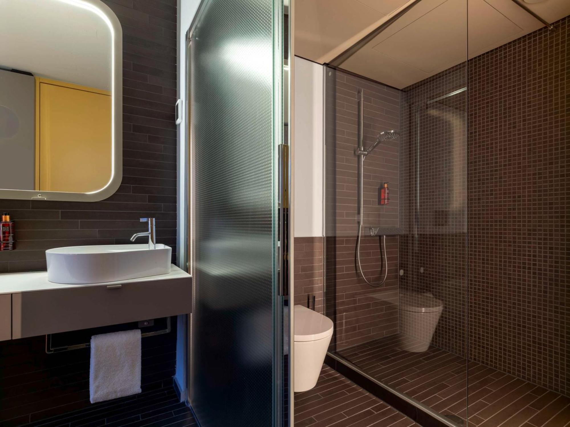 B'Mine Hotel Duesseldorf Exterior photo